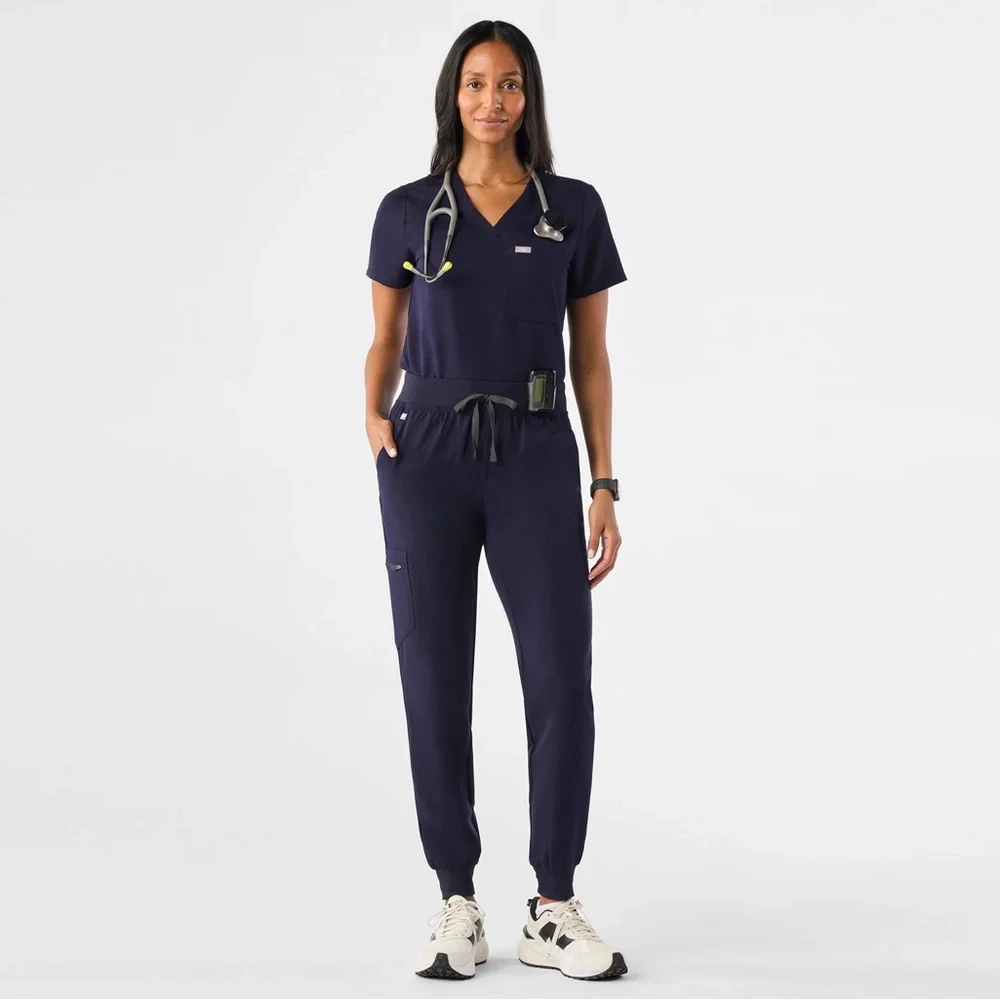 FIGS Scrub Set Catarina One Pocket Top & Zamora Joggers - Size XS - Picture 1 of 14
